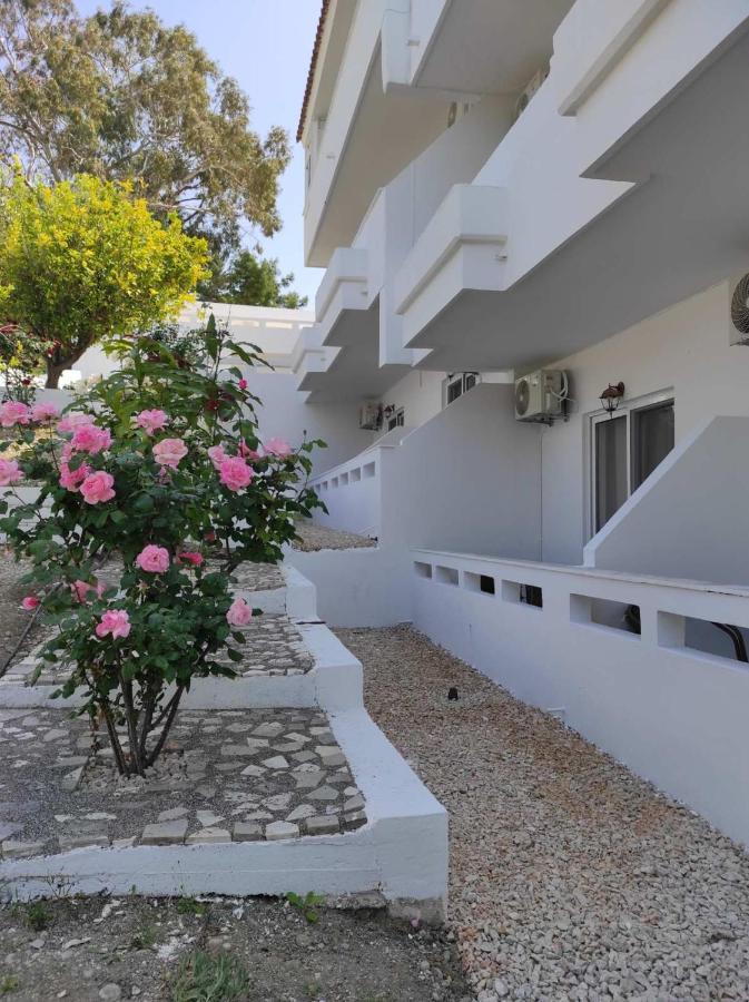 Arocaria - Faliraki Peaceful Apartments Ngoại thất bức ảnh